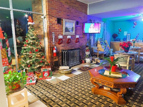 Grandview Plaza Inn image 26